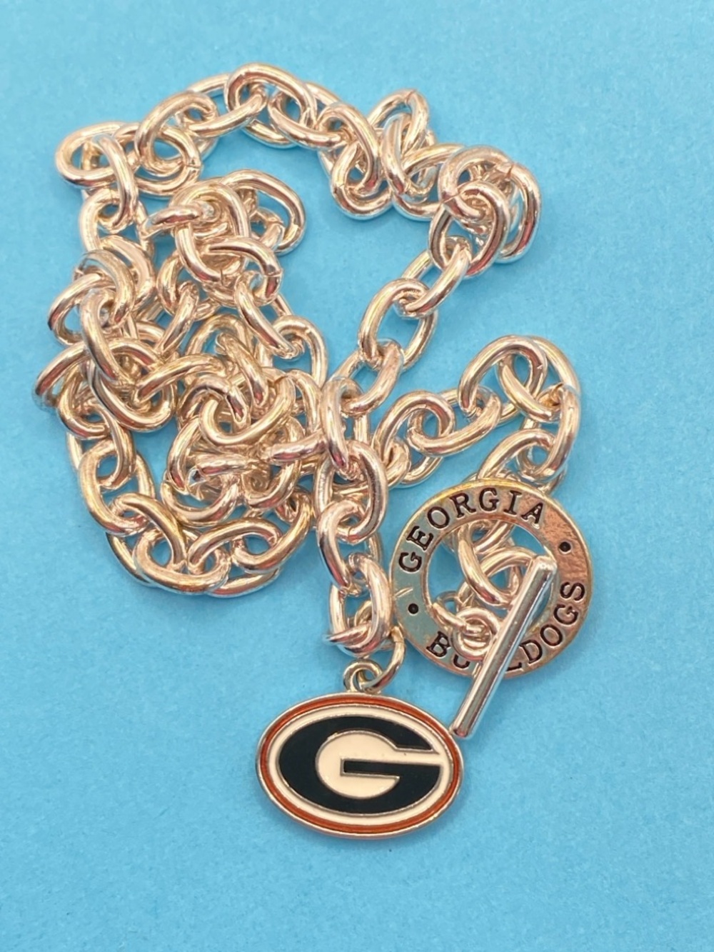 GEORGIA BULLDOGS Toggle Clasp Necklace With Charm Silvertone Necklace 18” - Picture 5 of 9